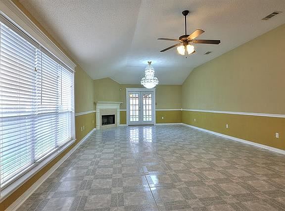 4th image of 3428 E Parc Green St