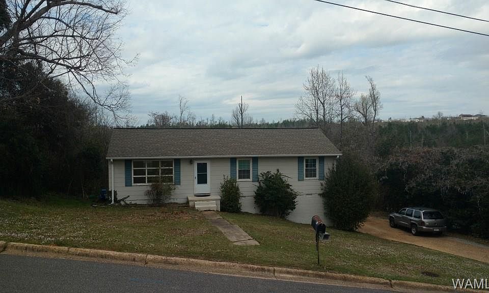 1st image of 3322 6th St E