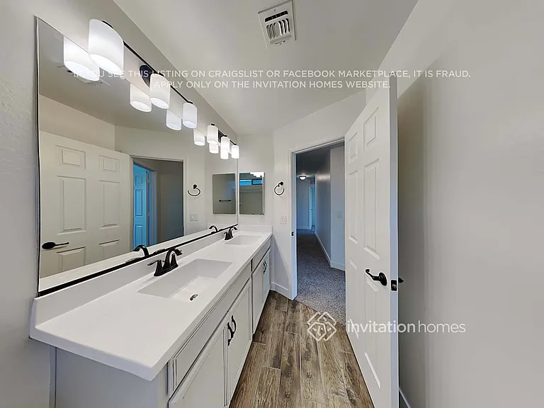 2105 N 211th Dr — Photo 22