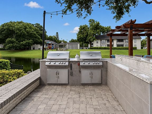 3rd image of 8781 White Swan Dr #8633-202