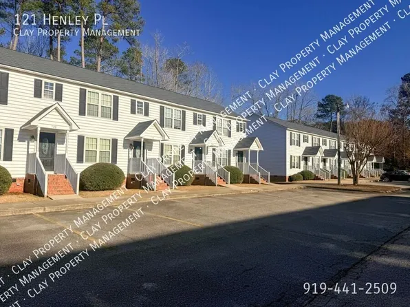 121 Henley Pl, Smithfield, NC 27577