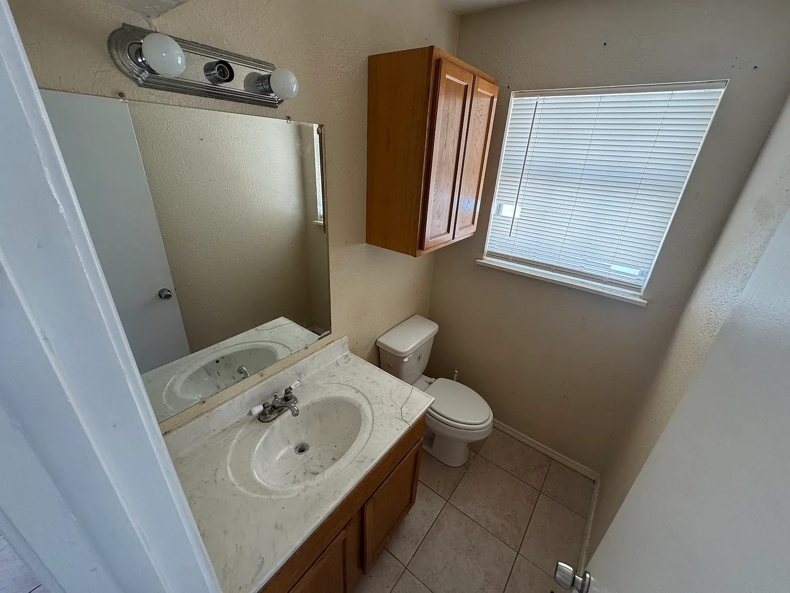 2 bed, 1.5 bath, $795 — Photo 3