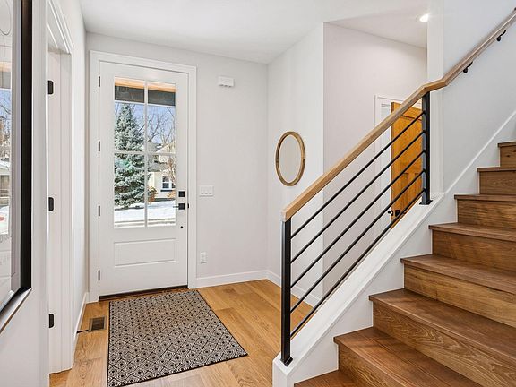 2nd image of 3925 40th Ave S