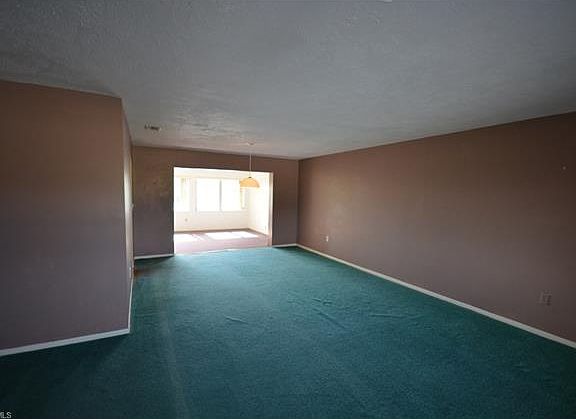 5th image of 1915 W Lakeview Blvd APT 6