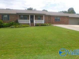 120 Jane Dr, Hazel Green, AL 35750