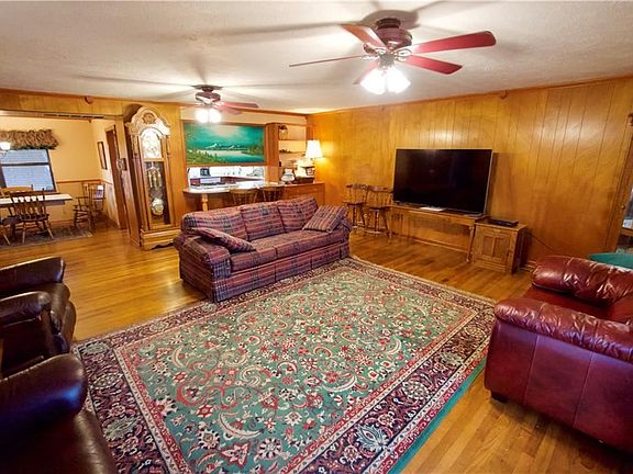 2nd image of 1208 Howard Dr