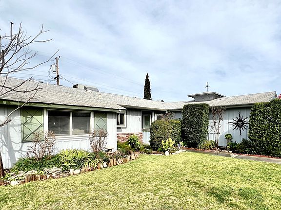 2nd image of 3823 E Holland Avenue