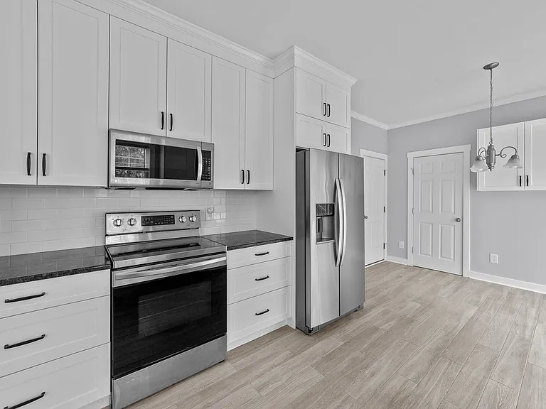 4221 Bay Rum Ln — Photo 11