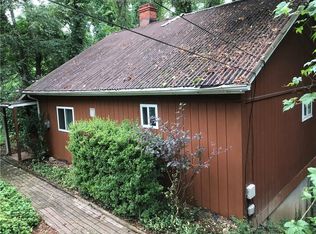 1227 1/2 Bridge Rd, Charleston, WV 25314