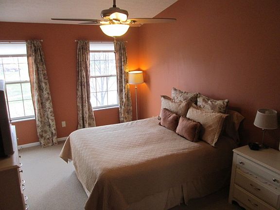 5th image of 1642 Curry Ln
