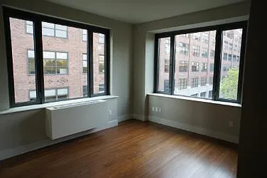 Rented by R New York