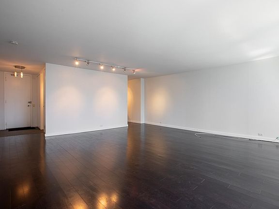 4th image of 900 N Lake Shore Dr Suite 1