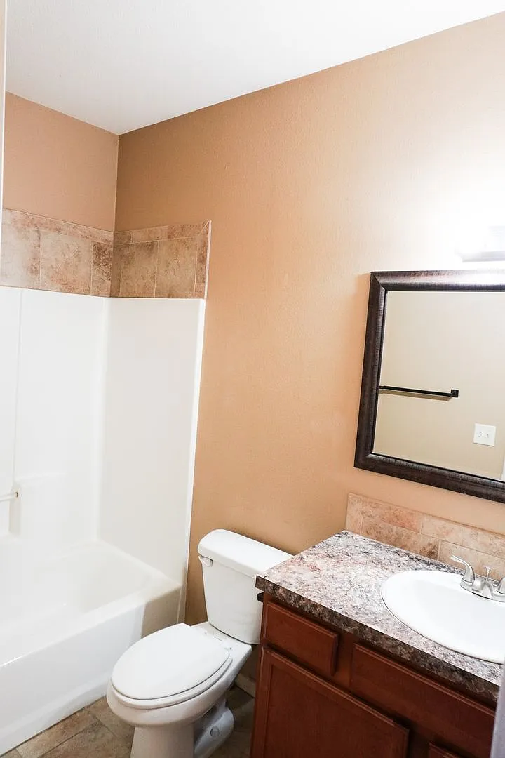 3-Bed Duplex W Garage, Yard, Balcony - Move In Special! — Photo 3