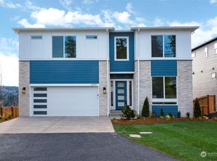 6415 NE 182nd St, Kenmore, WA 98028