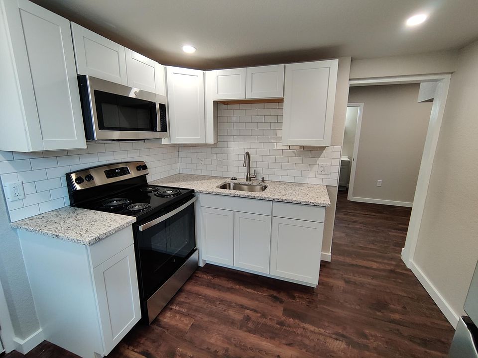 Kitchen with Stainless Steel Appliances and Garbage Disposal