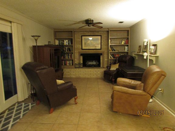 5th image of 919 Pine Forest Dr