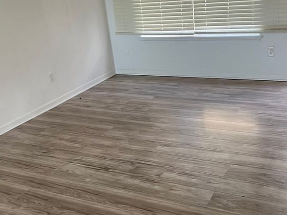 4th image of 3501 Keltner Ave APT 223
