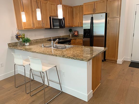 5th image of 375 Kirkland Ave APT 145