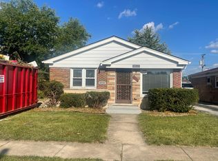 15533 6th Ave, Phoenix, IL 60426