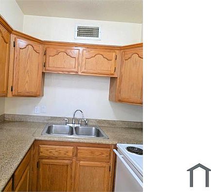4th image of 412 W Monroe Ave APT 6