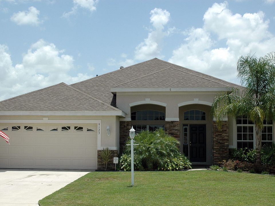 3Bed-Den-2Bath3CarG-Pool