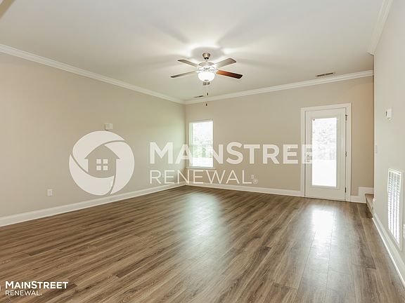 4th image of 4225 Stark St
