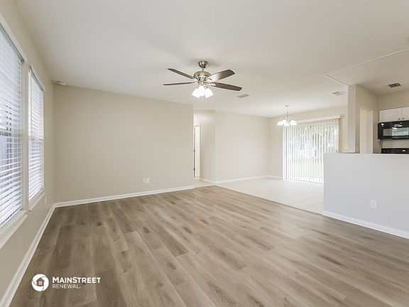 3rd image of 628 Grandview Dr