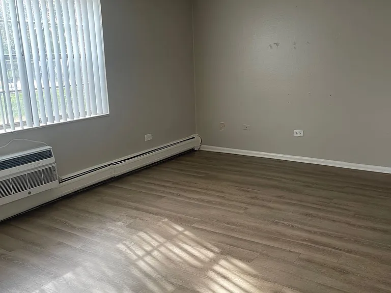 Garden Center Apt. 66 — Photo 33
