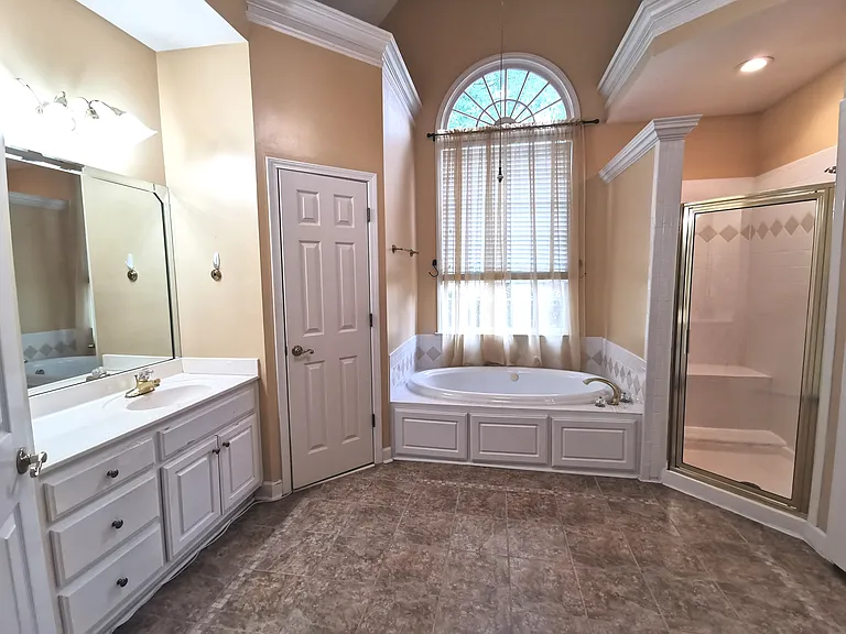 4009 Treemont Ln — Photo 20