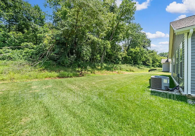 1145 Ross Farms Blvd — Photo 33