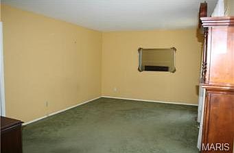 4th image of 1507 Towne Dr