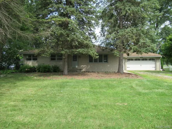 50300 North Ave, Macomb, MI 48042