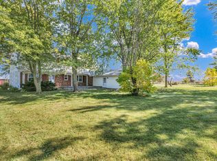 910 County Road 2200 E, Sidney, IL