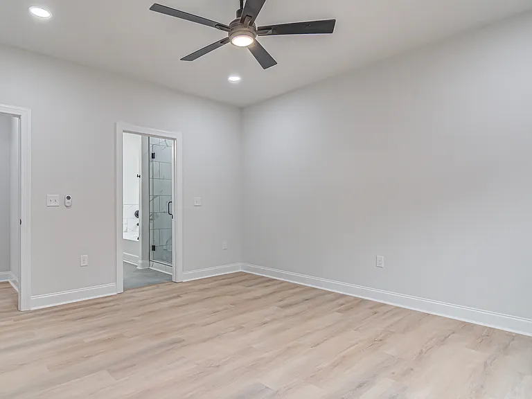 4721 Ridgefall Rd — Photo 11