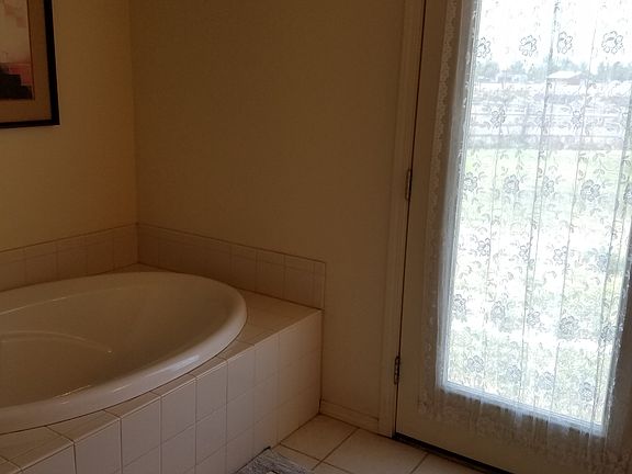 4th image of 3156 E North Dr #3524