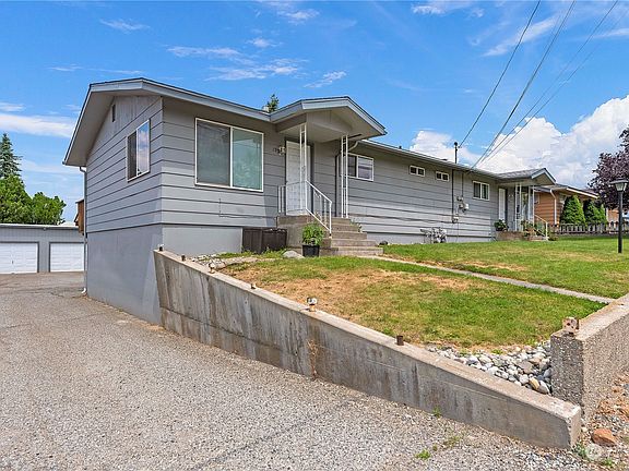 3rd image of 197 2nd Street SE