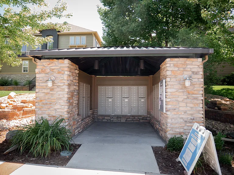 10527 Ashfield St #7D — Photo 18
