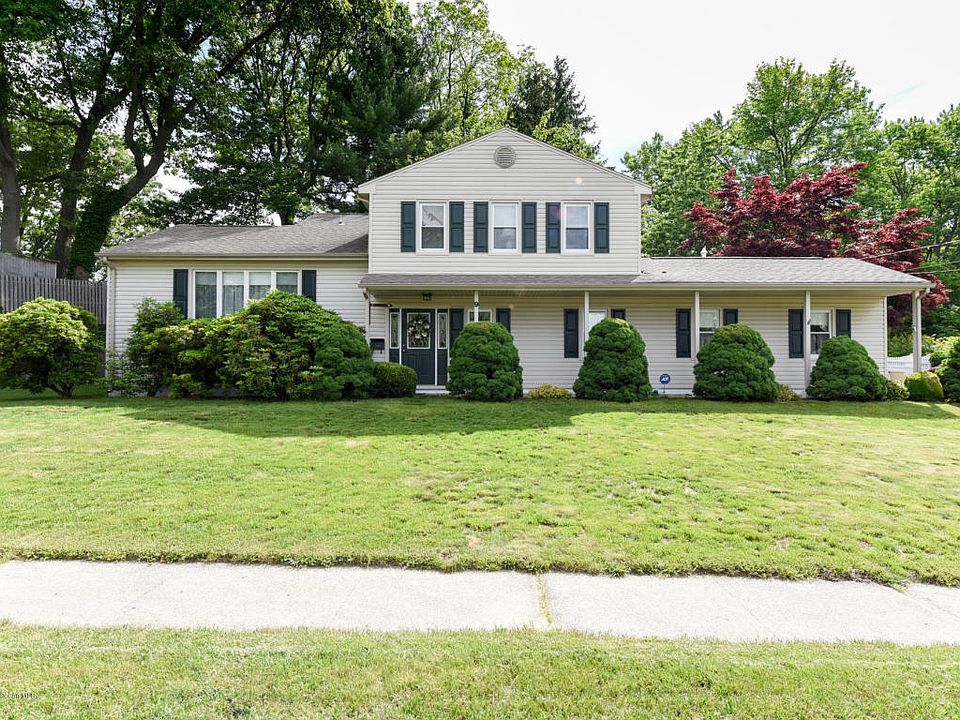 1st image of 9 Elinor St
