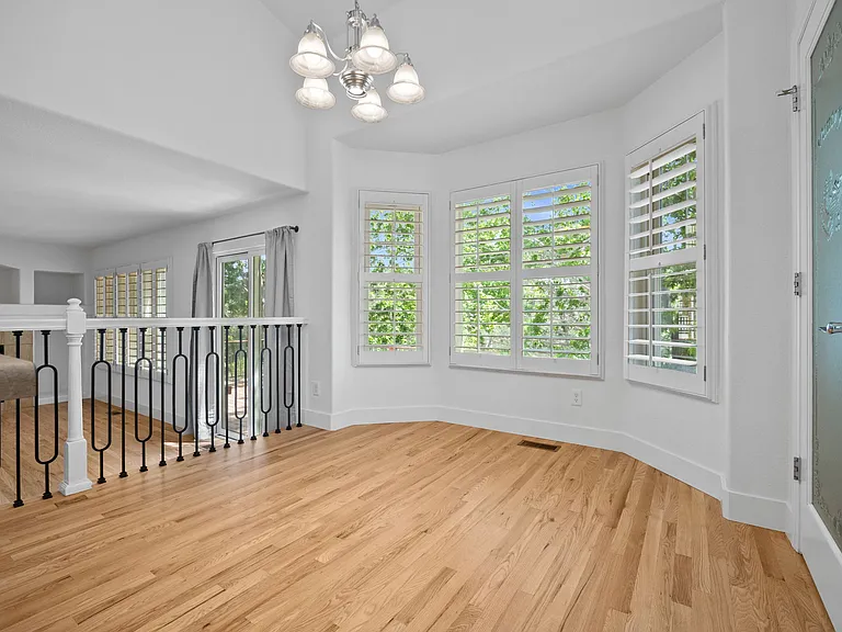 20396 E Columbia Pl — Photo 8
