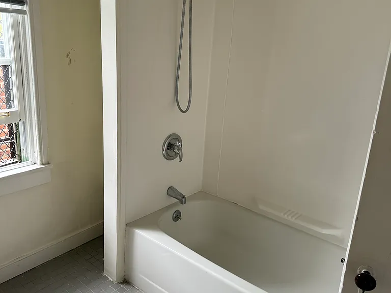 1722 Bolton St #3 — Photo 12