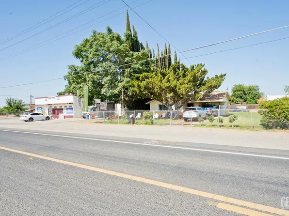 18695 Beech Ave, Shafter, CA 93263