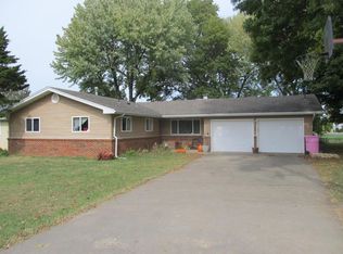 1547 E Snider St, Springfield, MO 65803
