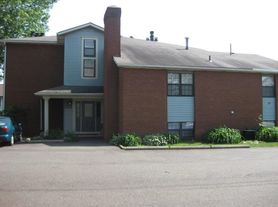 1760 Beechwood Ave NE, North Canton, OH