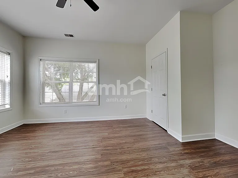 7 Otter Creek Dr — Photo 11