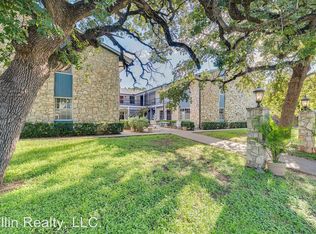 218 E Bridge St APT 13, Granbury, TX 76048