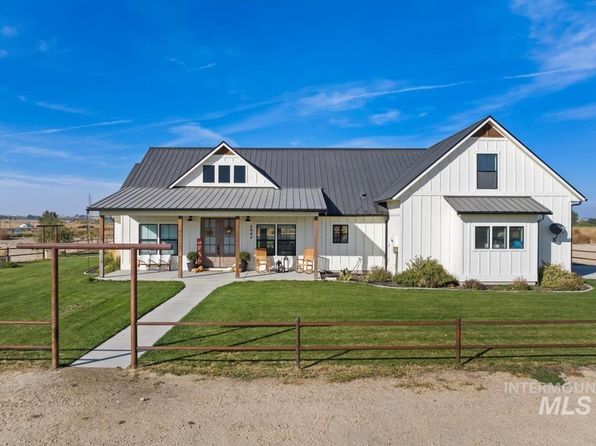 2442 W Market Rd, Homedale, ID 83628