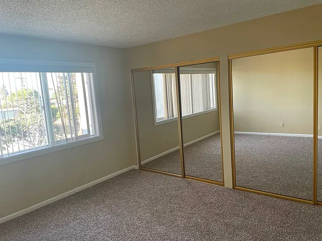 Building Photo - 708 S Prospect Ave #5