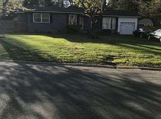 1015 Broadmoor Dr, Charlotte, NC 28209