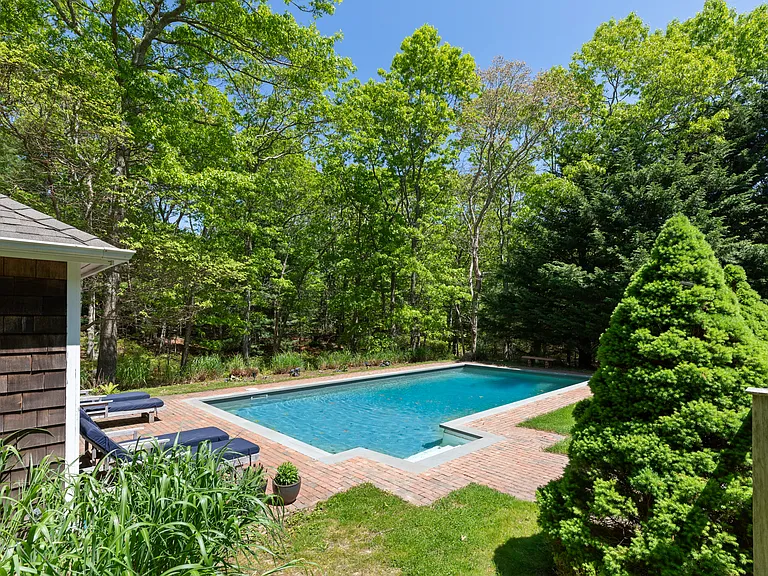 3 Hollow Tree Ln — Photo 2