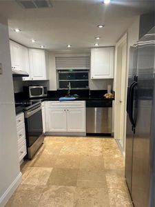 7660 SW 82nd St APT H210, Miami, FL, 33143